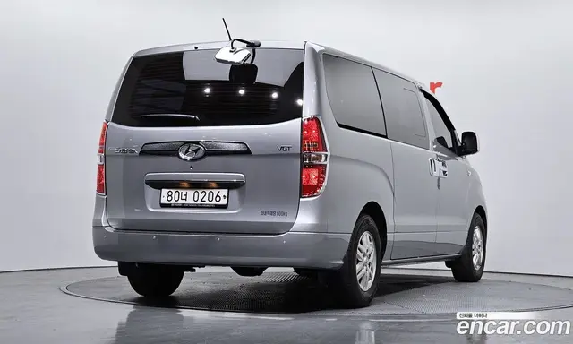 Hyundai Starex 2018 2.5 автомат (гидро), миниатюра 2