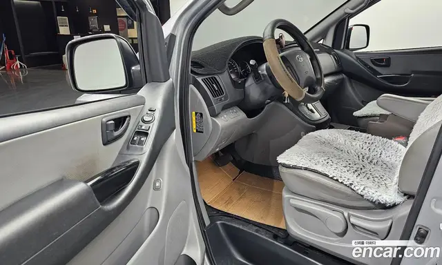 Hyundai Starex 2018 2.5 автомат (гидро), миниатюра 11