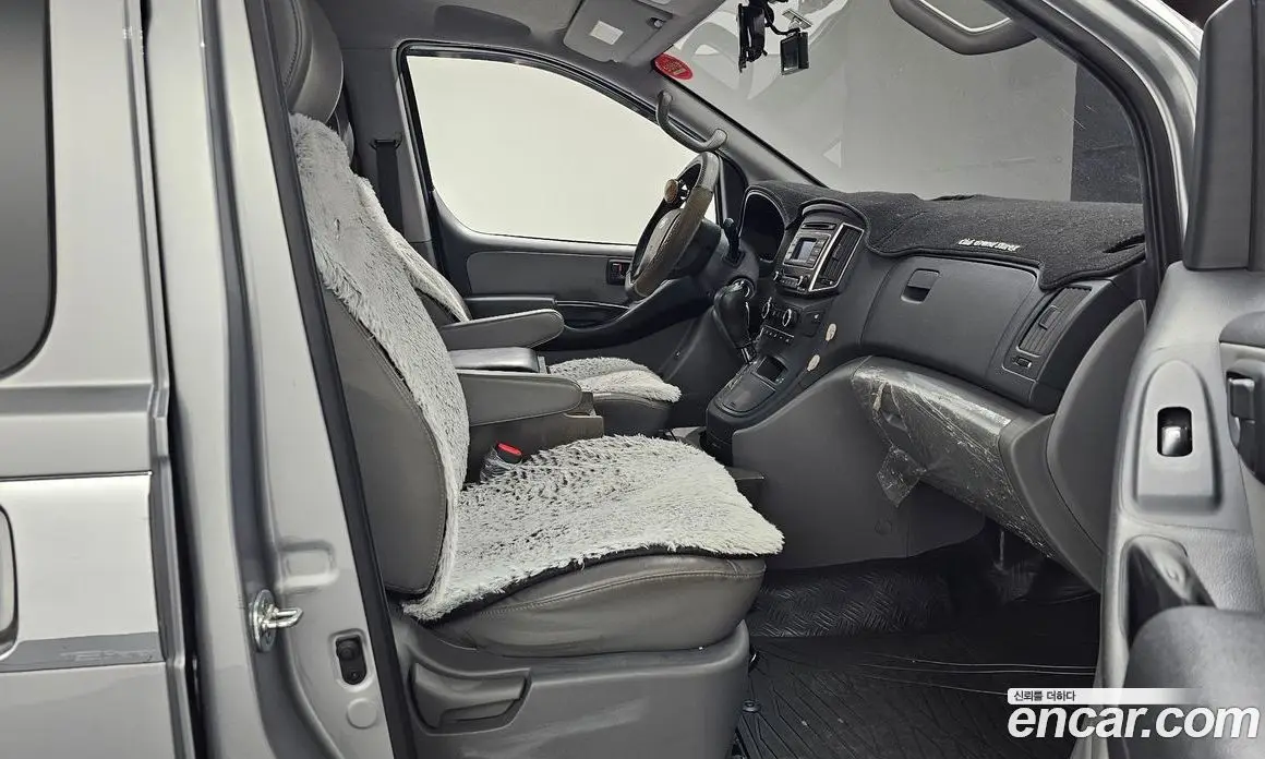 Hyundai Starex 2018 2.5 автомат (гидро), фото 10