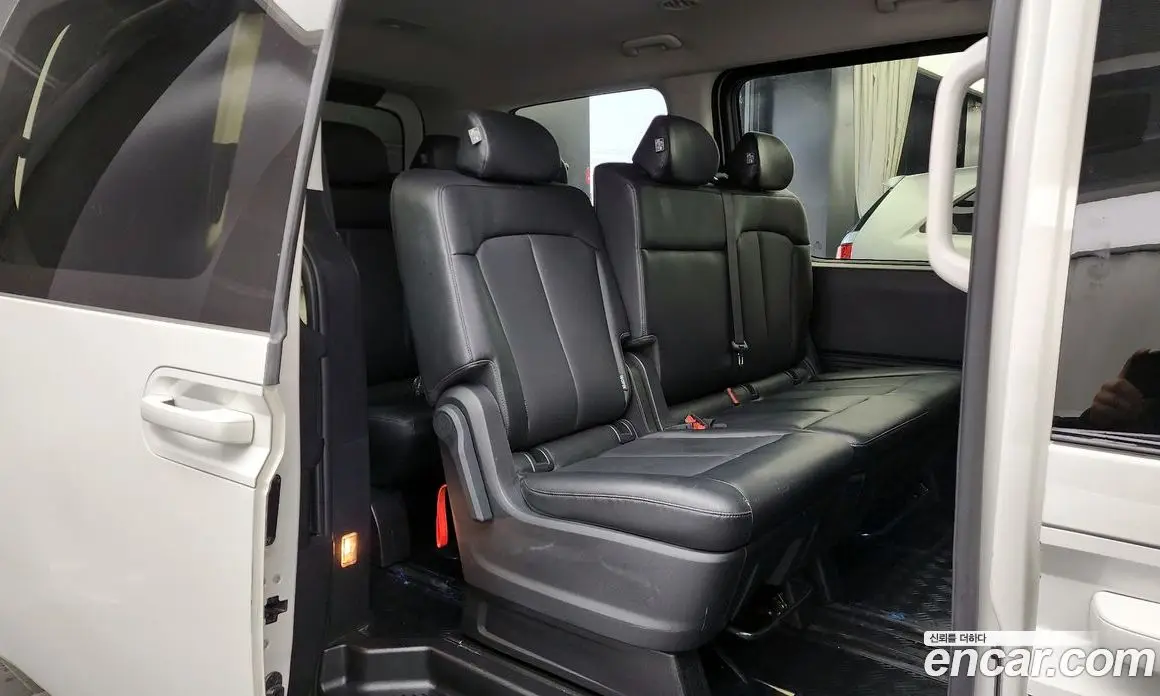 Hyundai Staria 2021 2.2 автомат (гидро), фото 12 Hyundai Staria 2021 2.2 автомат (гидро), фото 12