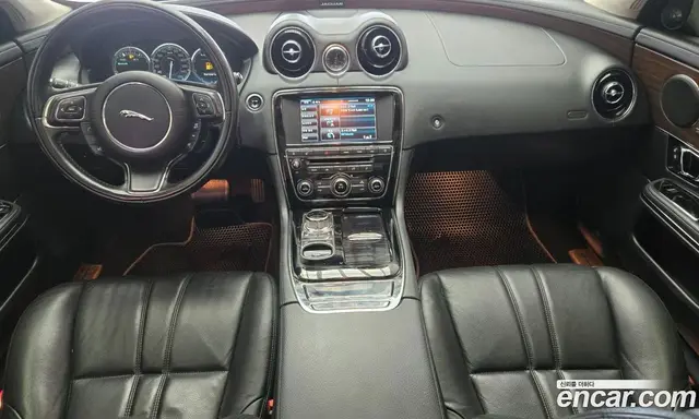 Jaguar XJ 2015 2.0 автомат (гидро), миниатюра 12