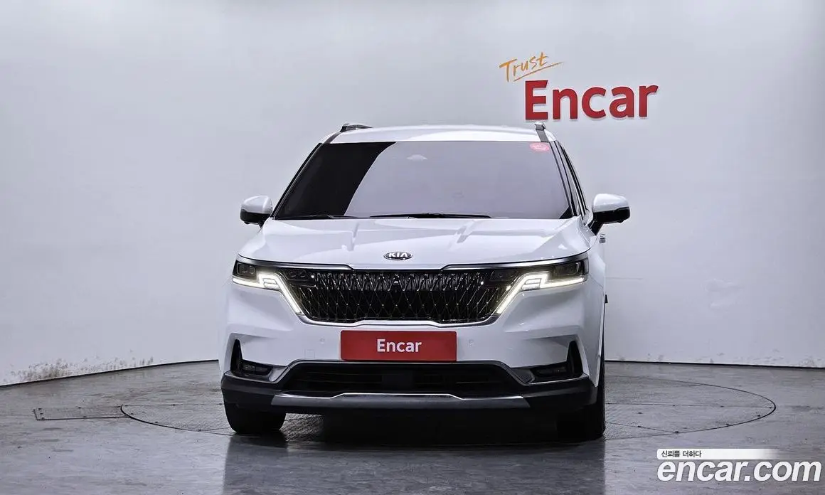 Kia Carnival 2021 2.2 автомат (гидро), фото 3