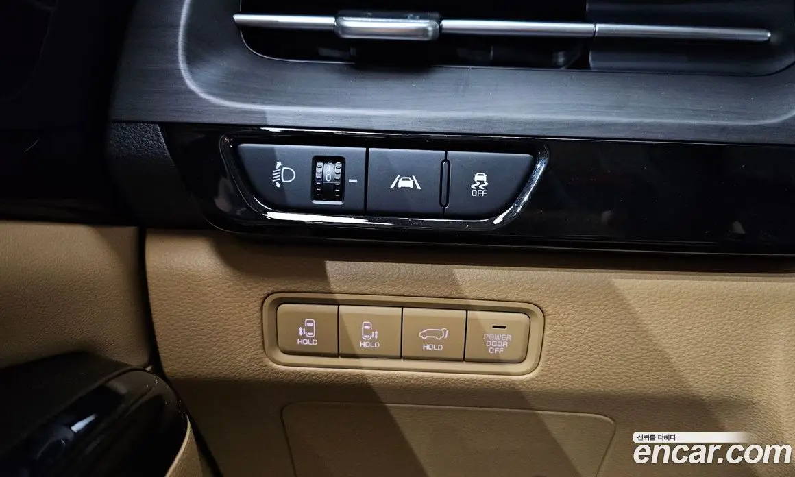 Kia Carnival 2021 2.2 автомат (гидро), фото 24