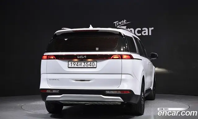 Kia Carnival 2022 2.2 автомат (гидро), миниатюра 4 Kia Carnival 2022 2.2 автомат (гидро), миниатюра 4