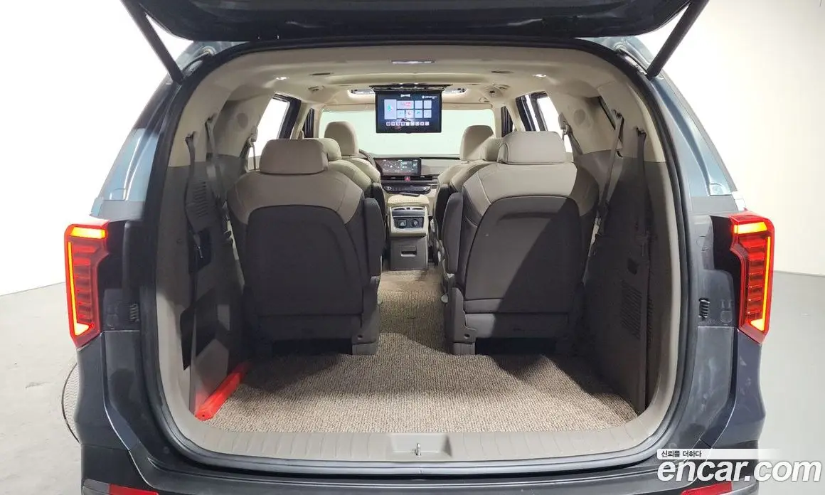 Kia Carnival 2024 2.2 автомат (гидро), фото 20