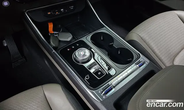 Kia Carnival 2024 1.6 автомат (гидро), миниатюра 12