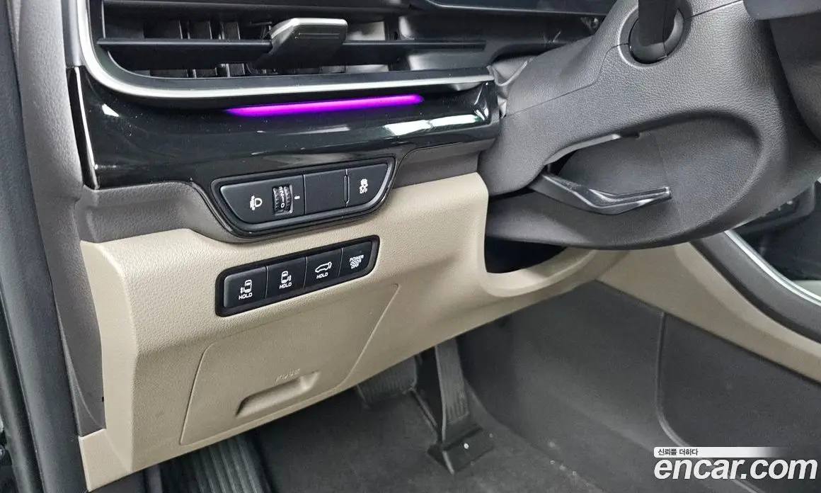 Kia Carnival 2024 1.6 автомат (гидро), фото 26
