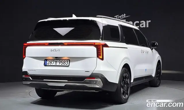 Kia Carnival 2025 1.6 автомат (гидро), миниатюра 2