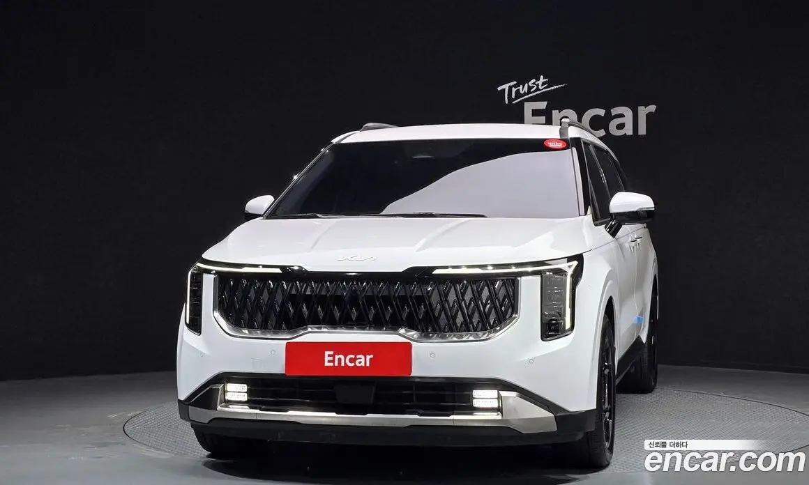 Kia Carnival 2025 1.6 автомат (гидро), фото 3