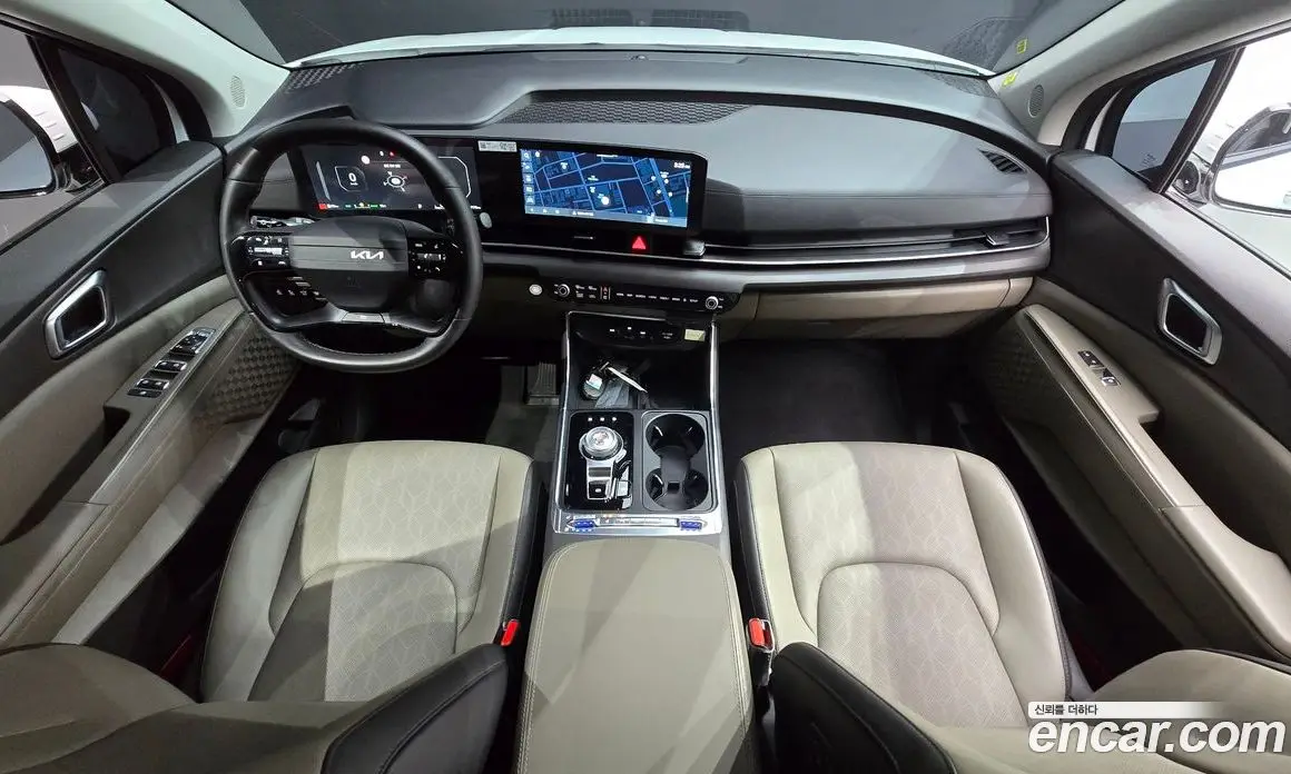 Kia Carnival 2025 1.6 автомат (гидро), фото 7