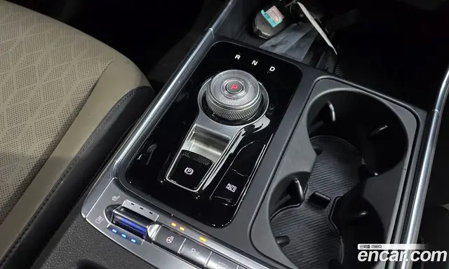 Kia Carnival 2025 1.6 автомат (гидро), миниатюра 9