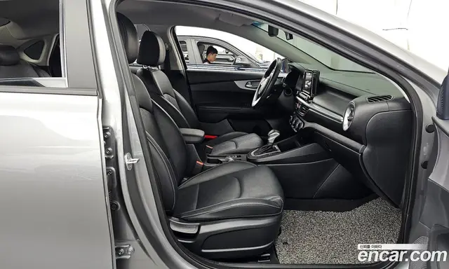 Kia K3 2022 1.6 автомат (гидро), миниатюра 11