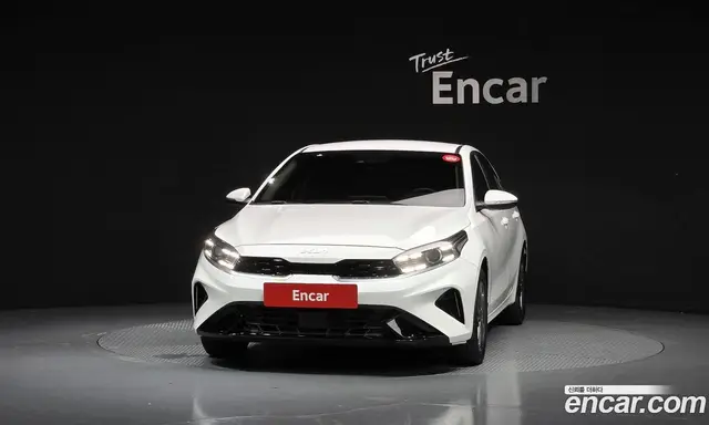 Kia K3 2022 1.6 автомат (гидро), миниатюра 3