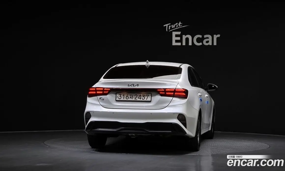 Kia K3 2023 1.6 автомат (гидро), фото 4