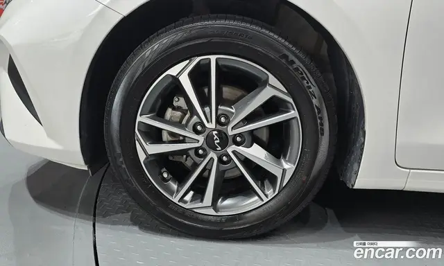 Kia K3 2023 1.6 автомат (гидро), миниатюра 5