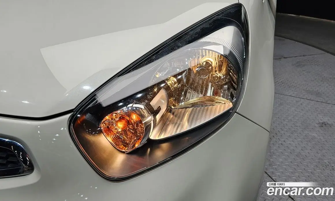 Kia Morning 2012 1.0 автомат (гидро), фото 8