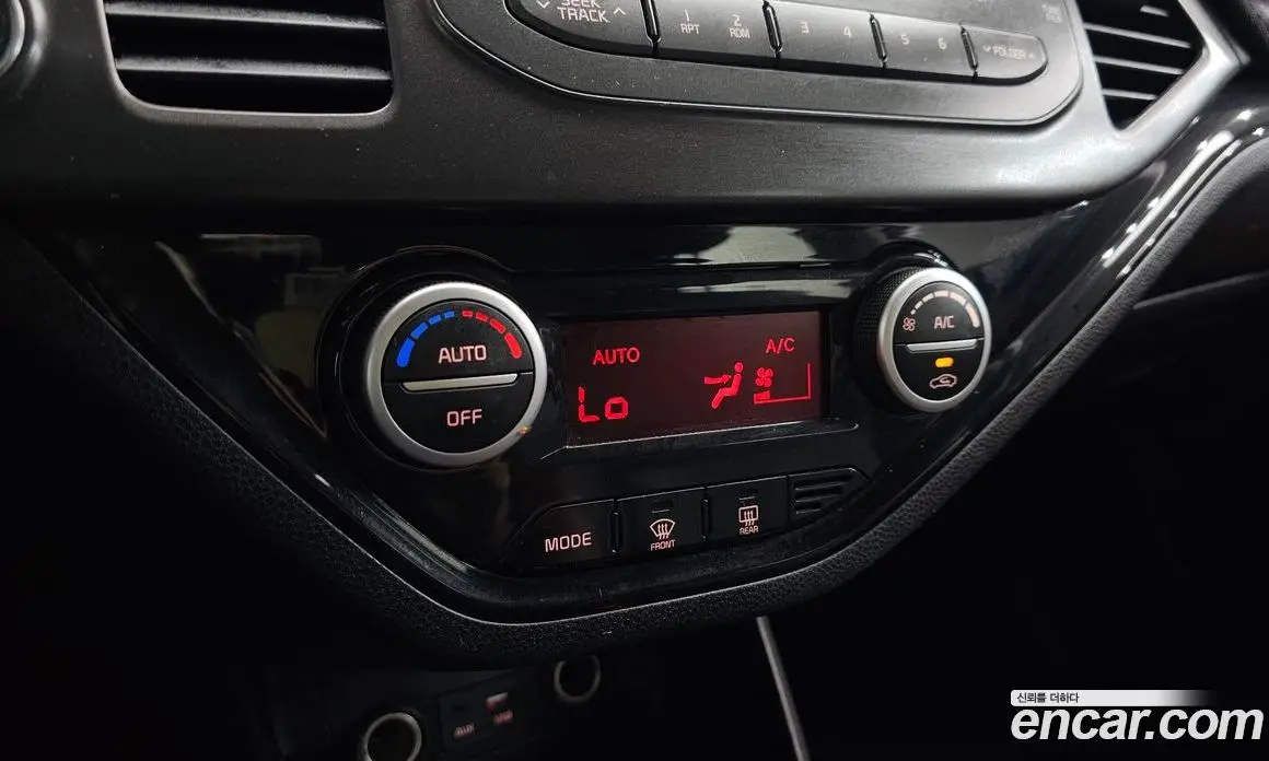 Kia Morning 2016 1.0 автомат (гидро), фото 19