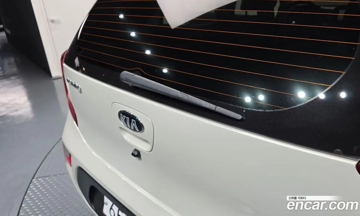 Kia Morning 2018 1.0 автомат (гидро), фото 33