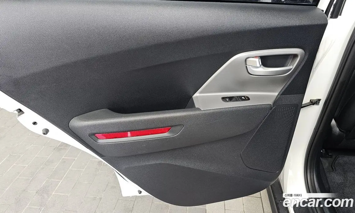 Kia Niro 2022 0.2 автомат (гидро), фото 15