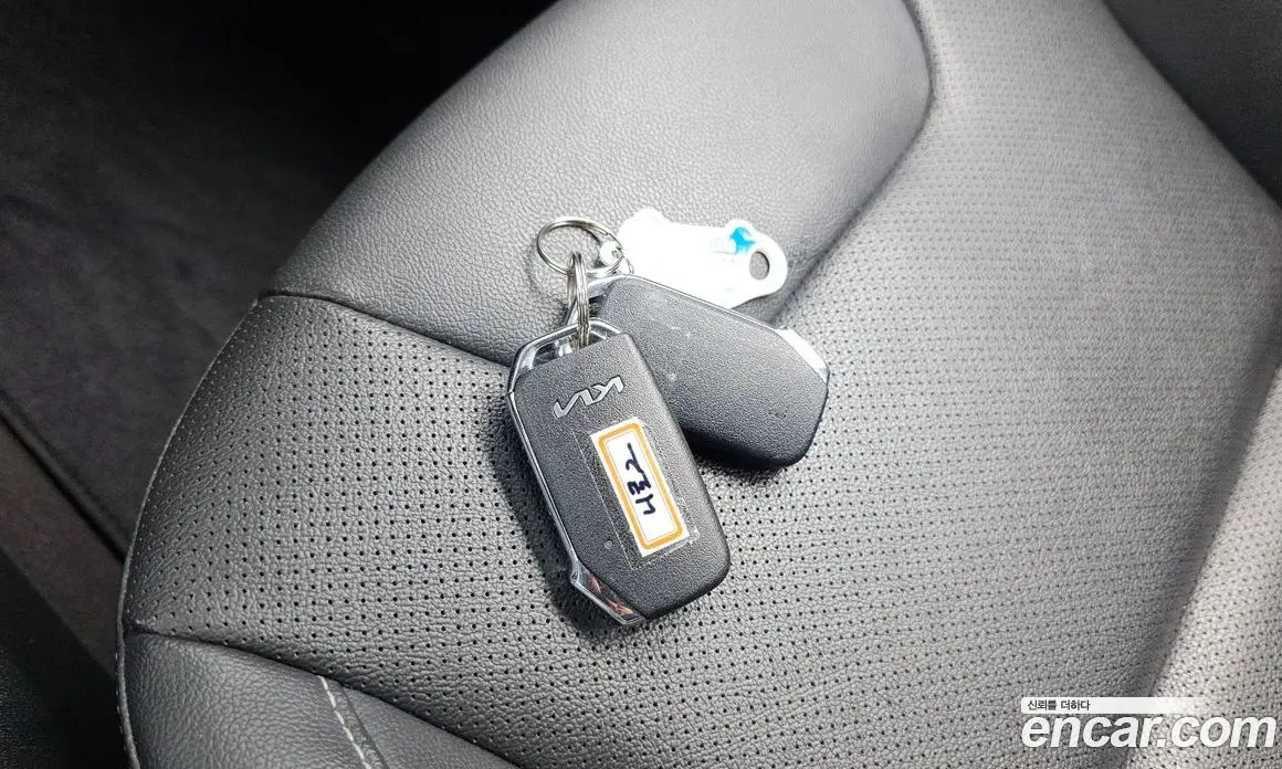 Kia Niro 2022 0.2 автомат (гидро), фото 16