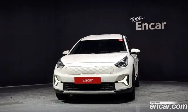 Kia Niro 2022 0.2 автомат (гидро), миниатюра 3