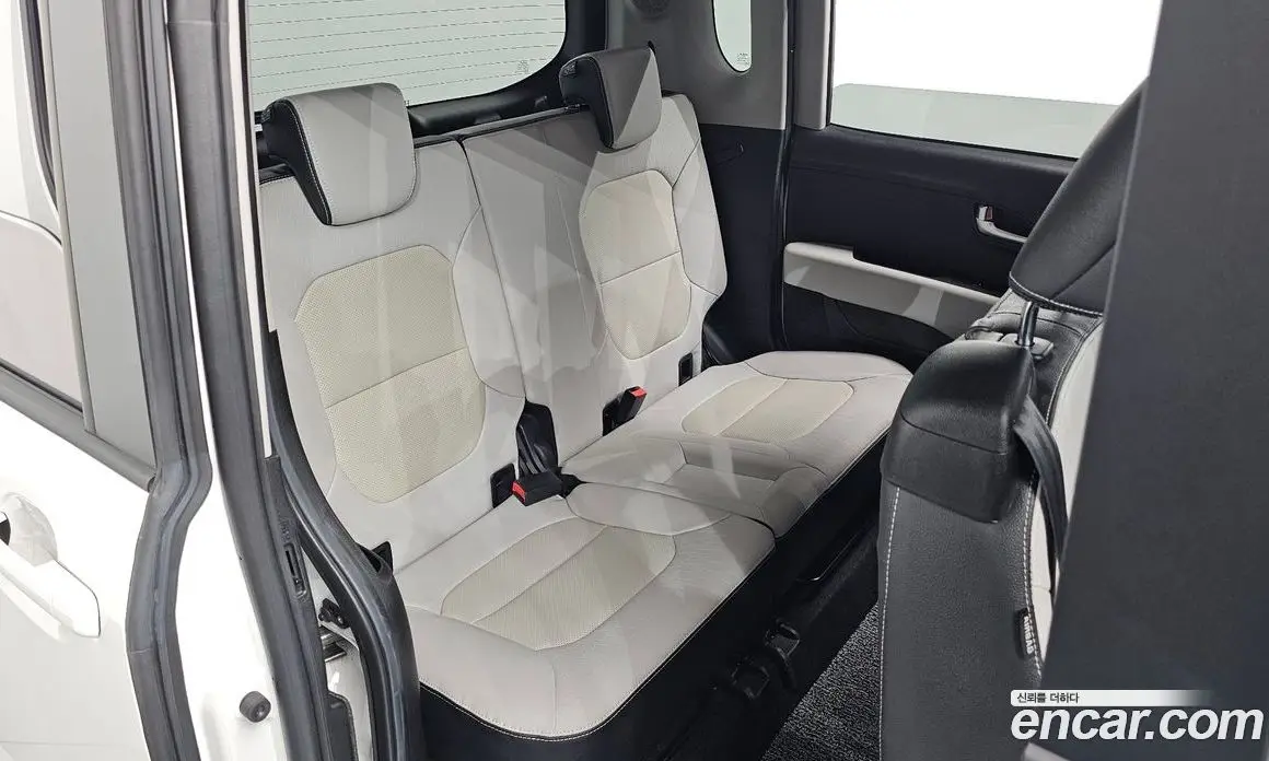 Kia Ray 2023 0.1 автомат (гидро), фото 17