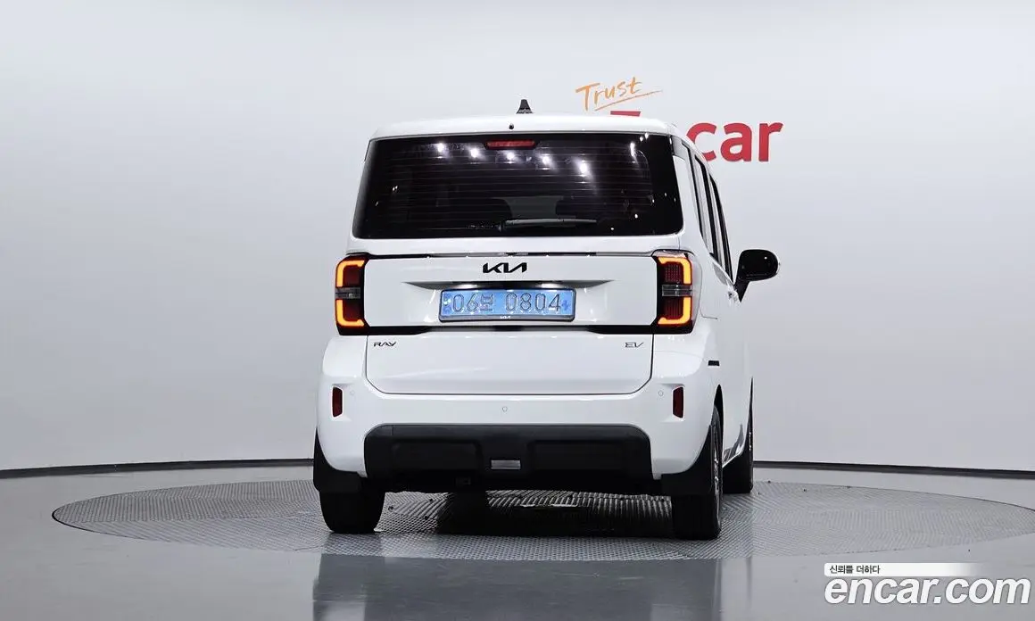 Kia Ray 2023 0.1 автомат (гидро), фото 4