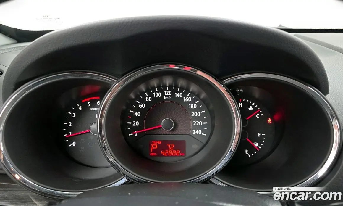 Kia Sorento 2012 2.0 автомат (гидро), фото 8 Kia Sorento 2012 2.0 автомат (гидро), фото 8