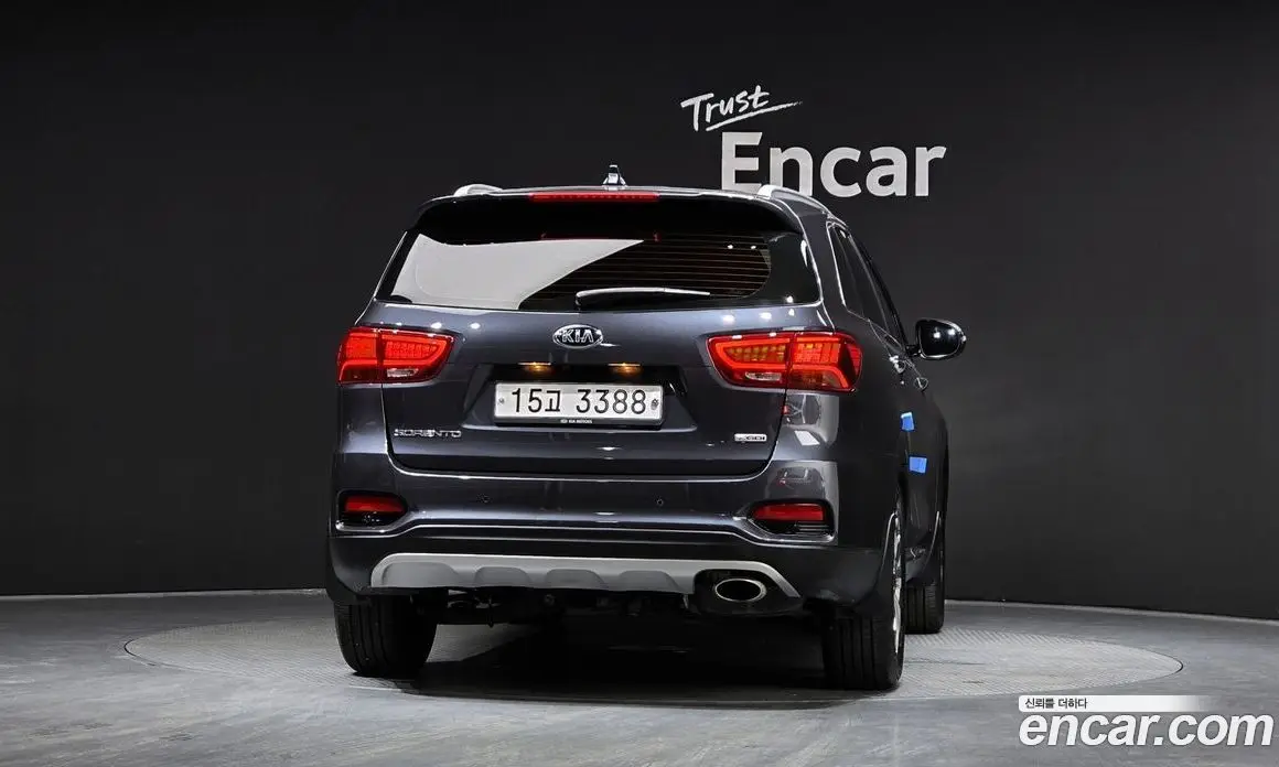 Kia Sorento 2019 2.0 автомат (гидро), фото 4