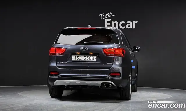 Kia Sorento 2019 2.0 автомат (гидро), миниатюра 4