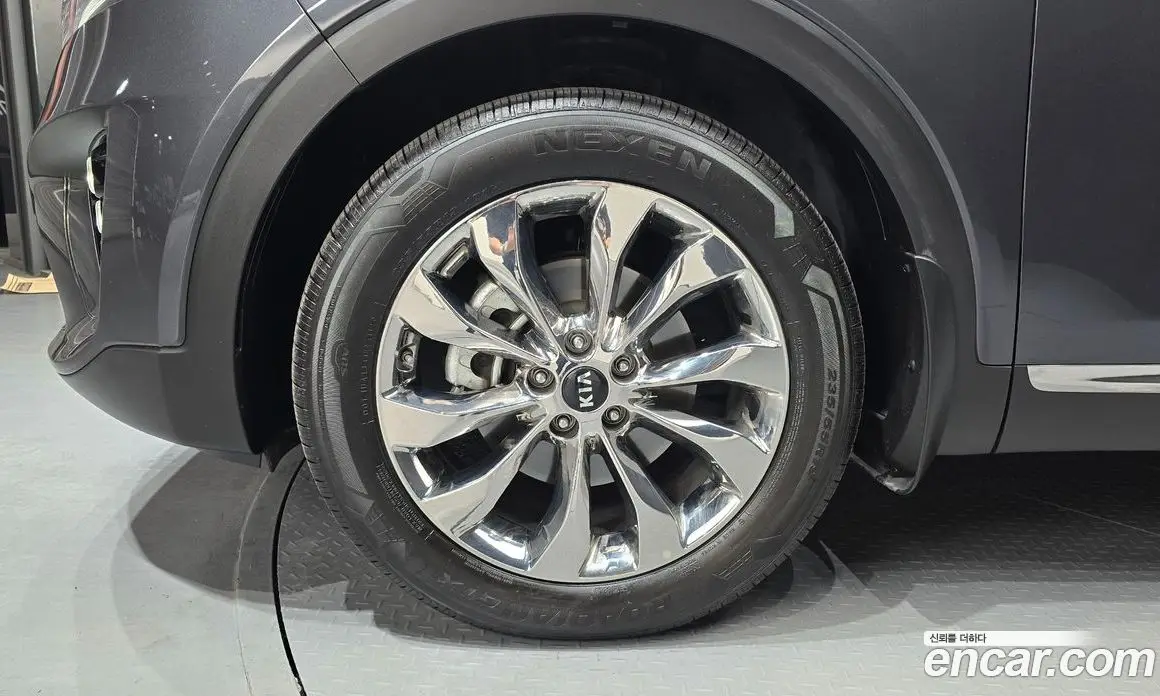 Kia Sorento 2019 2.0 автомат (гидро), фото 5