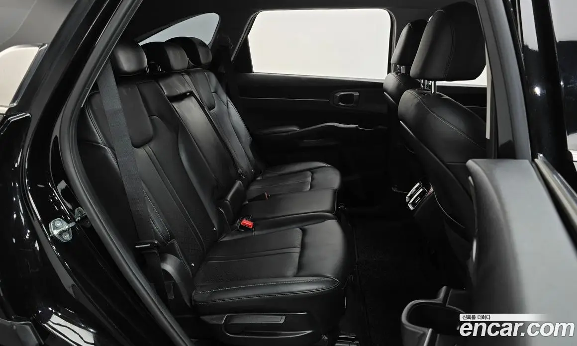 Kia Sorento 2022 2.2 автомат (гидро), фото 17