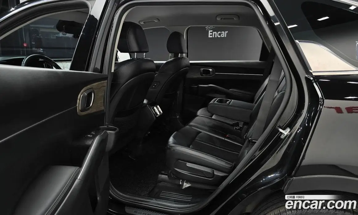 Kia Sorento 2022 2.2 автомат (гидро), фото 18