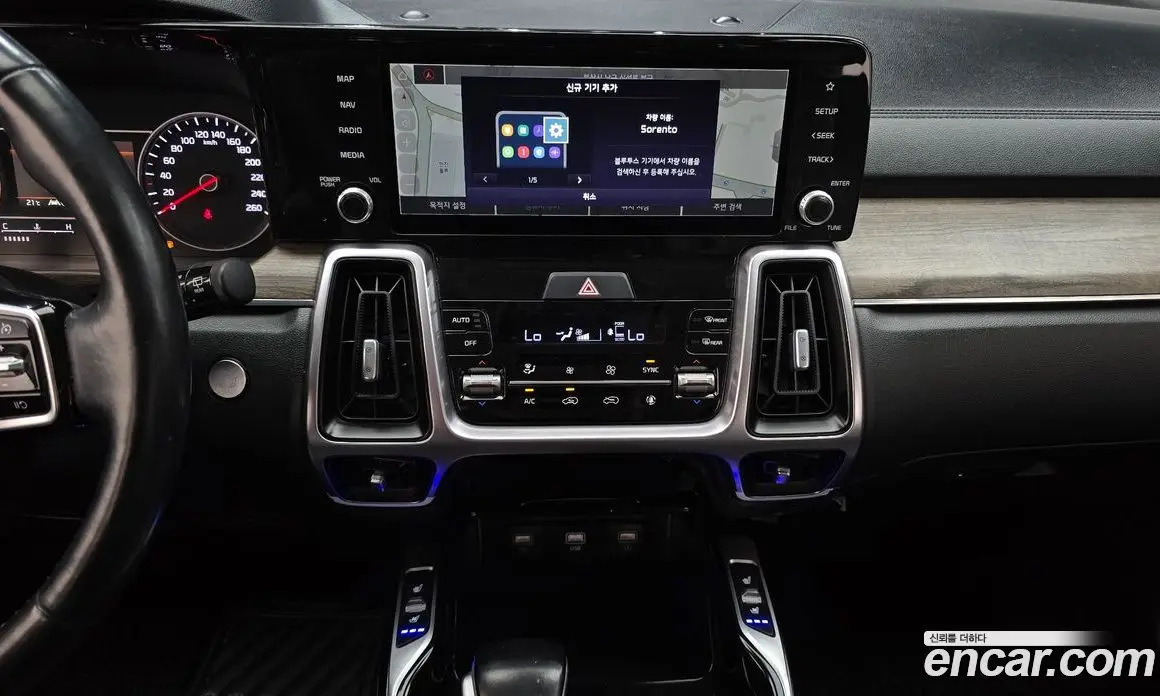 Kia Sorento 2022 2.2 автомат (гидро), фото 20