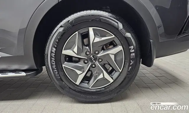 Kia Sorento 2023 1.6 автомат (гидро), миниатюра 6