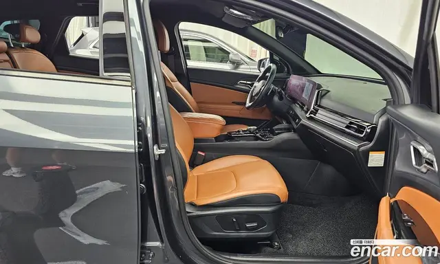 Kia Sportage 2022 1.6 автомат (гидро), миниатюра 11