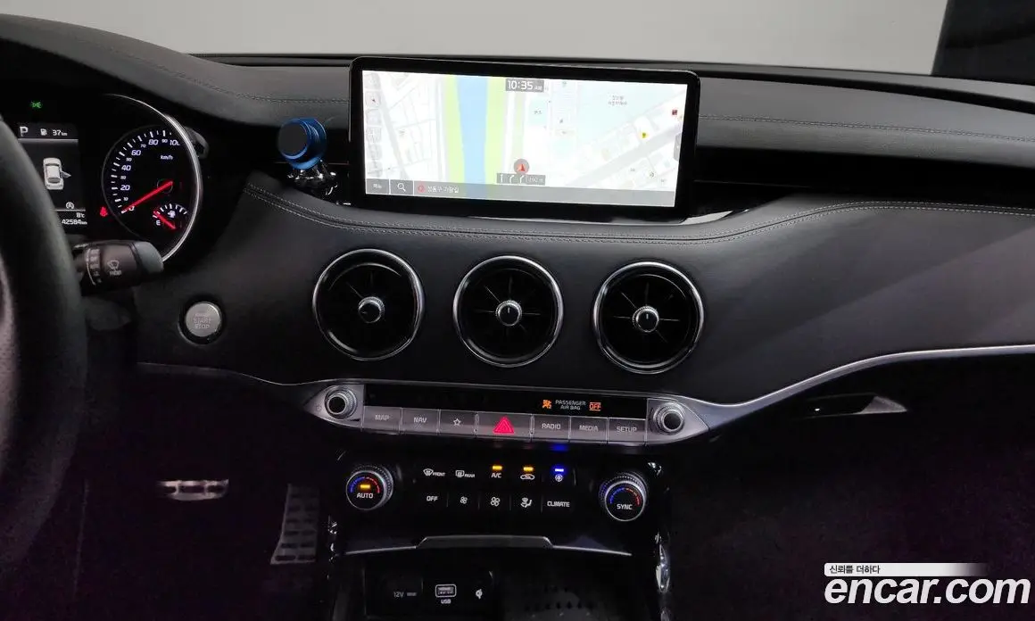 Kia Stinger 2021 2.5 автомат (гидро), фото 15 Kia Stinger 2021 2.5 автомат (гидро), фото 15
