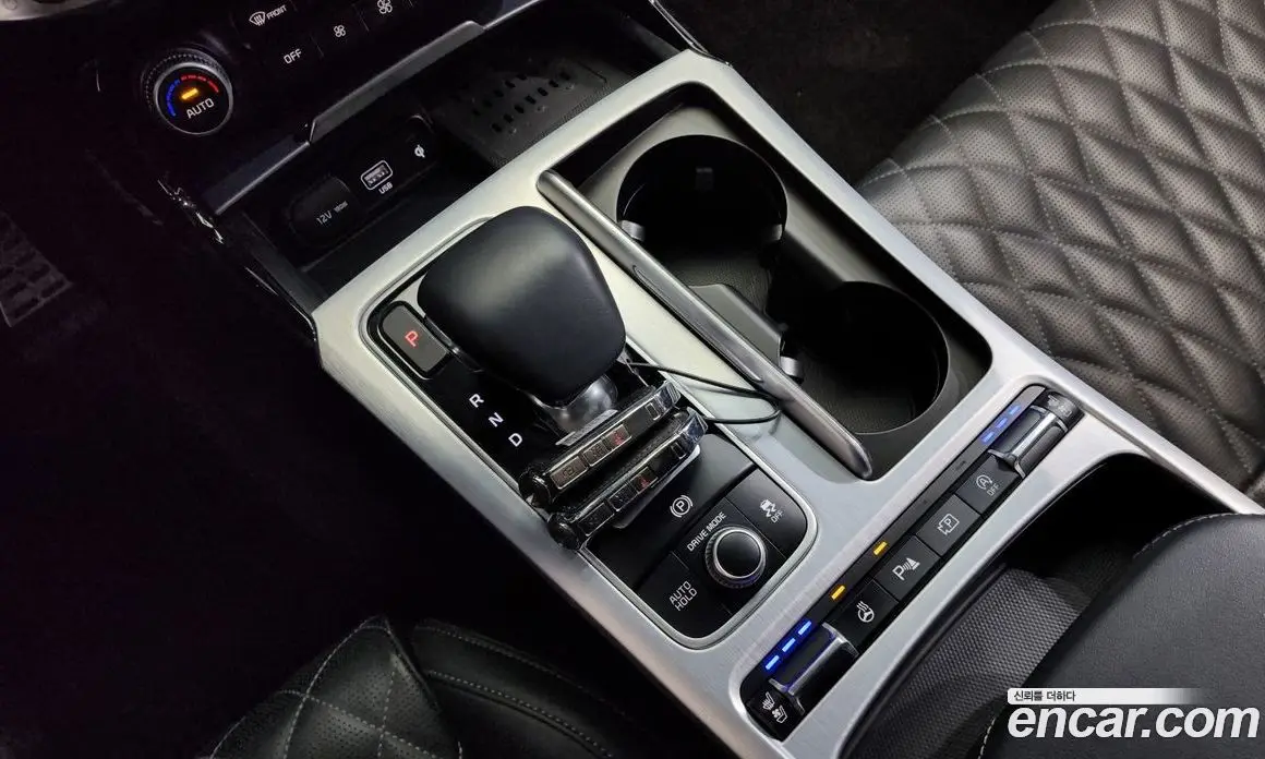 Kia Stinger 2021 2.5 автомат (гидро), фото 9 Kia Stinger 2021 2.5 автомат (гидро), фото 9