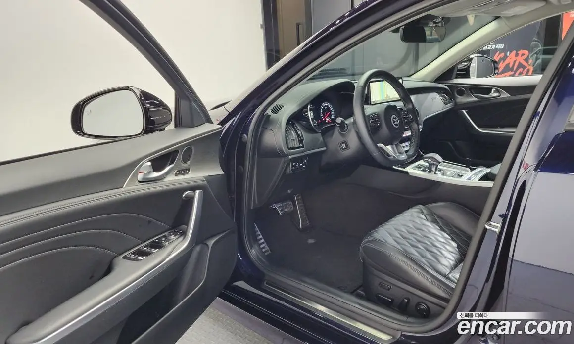 Kia Stinger 2021 2.5 автомат (гидро), фото 10 Kia Stinger 2021 2.5 автомат (гидро), фото 10