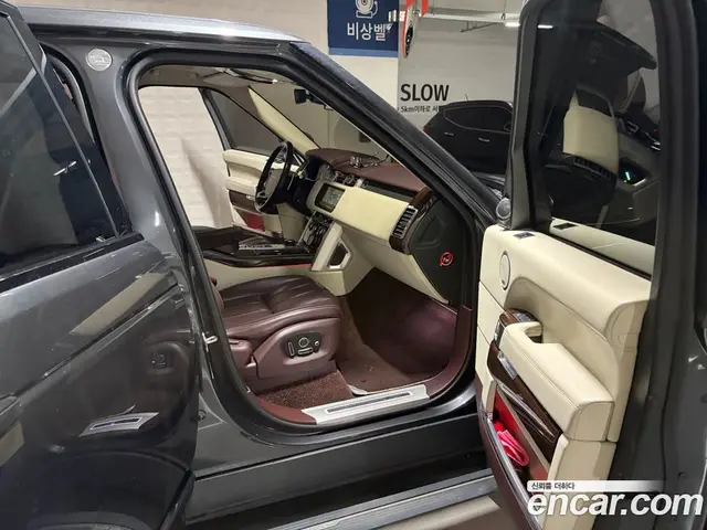 Land Rover Range Rover 2017 5.0 автомат (гидро), миниатюра 6
