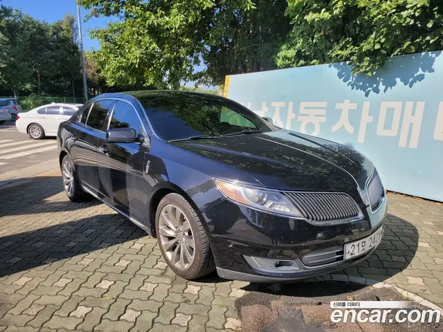 Lincoln MKS, 2012, 140 000 км