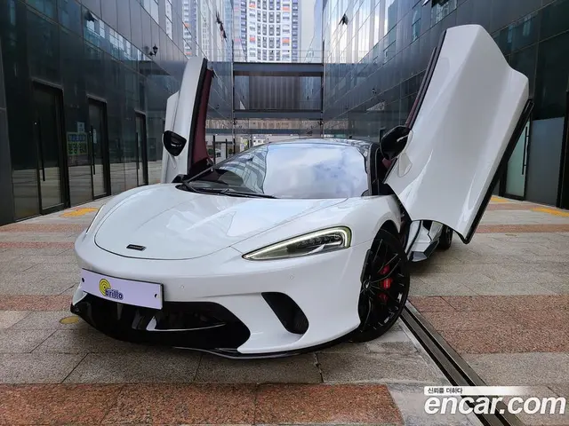 McLaren GT 2021 4.0 автомат (гидро), миниатюра 2