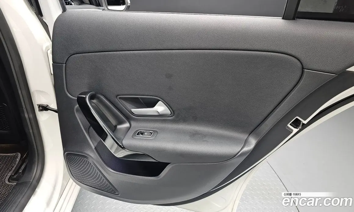Mercedes-Benz A-Class 2020 2.0 автомат (гидро), фото 14
