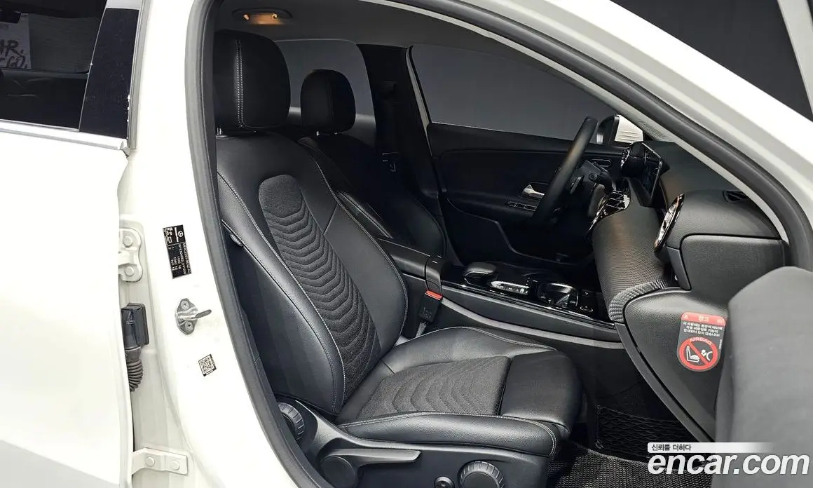 Mercedes-Benz A-Class 2020 2.0 автомат (гидро), фото 16
