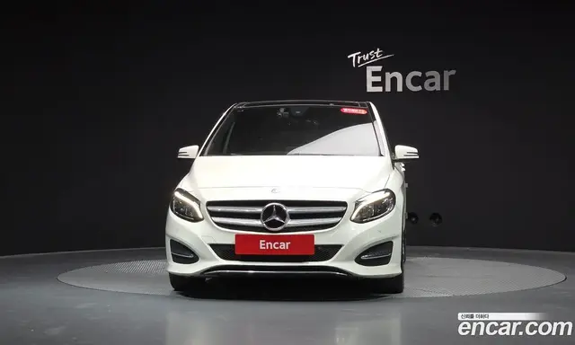 Mercedes-Benz B-Class 2016 2.1 автомат (гидро), миниатюра 2