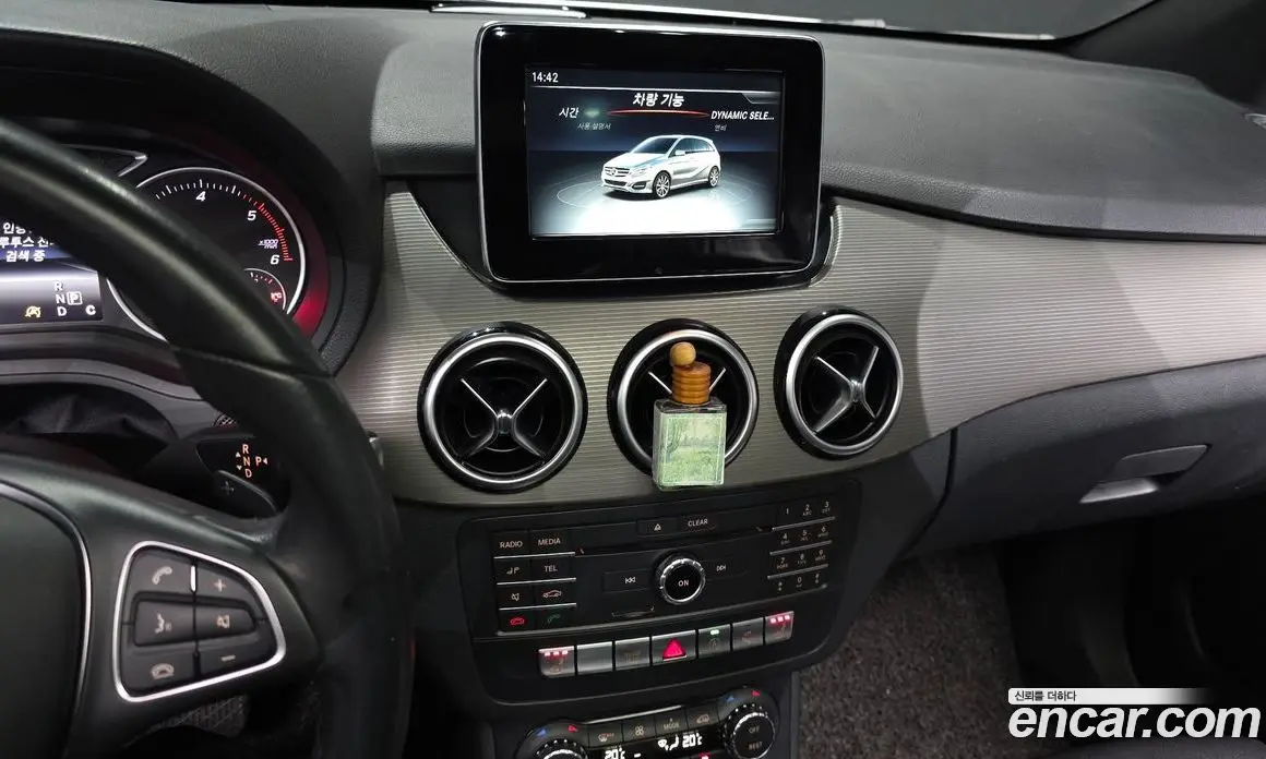 Mercedes-Benz B-Class 2016 2.1 автомат (гидро), фото 20