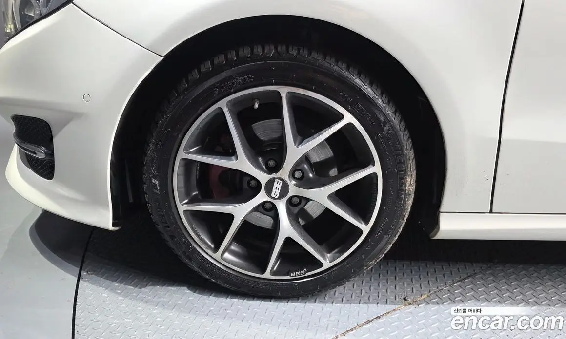 Mercedes-Benz B-Class 2016 2.1 автомат (гидро), фото 4