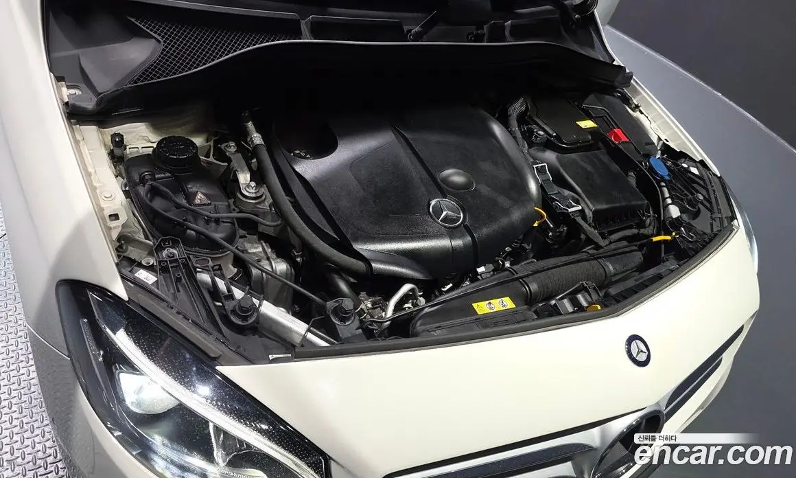 Mercedes-Benz B-Class 2016 2.1 автомат (гидро), фото 5