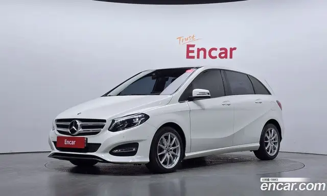 Mercedes-Benz B-Class 2018 2.1 автомат (гидро), миниатюра 1