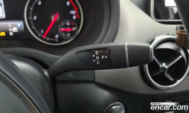 Mercedes-Benz B-Class 2018 2.1 автомат (гидро), миниатюра 12